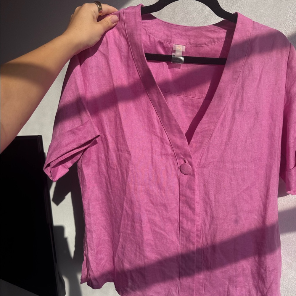 PQ Button Up Top - Picture 2 of 4
